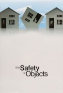 Gledaj The Safety of Objects Online sa Prevodom